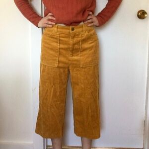 Yellow Corduroy Cropped Pants (M)